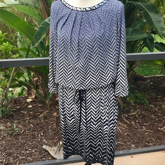 London Times Chevron Women’s Midi Dress - Size 8 - Picture 2 of 8